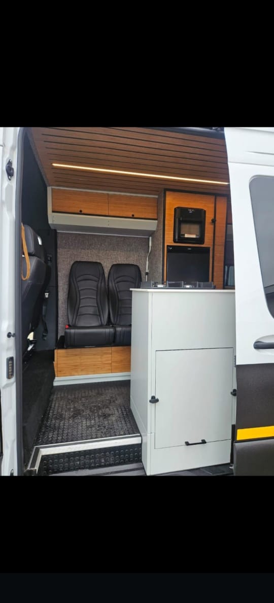 Camper Electrical Installation 2